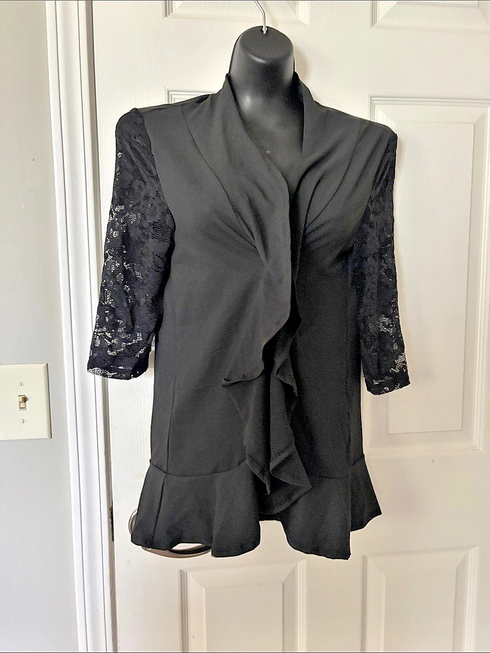 Black Lace Sleeve blazer